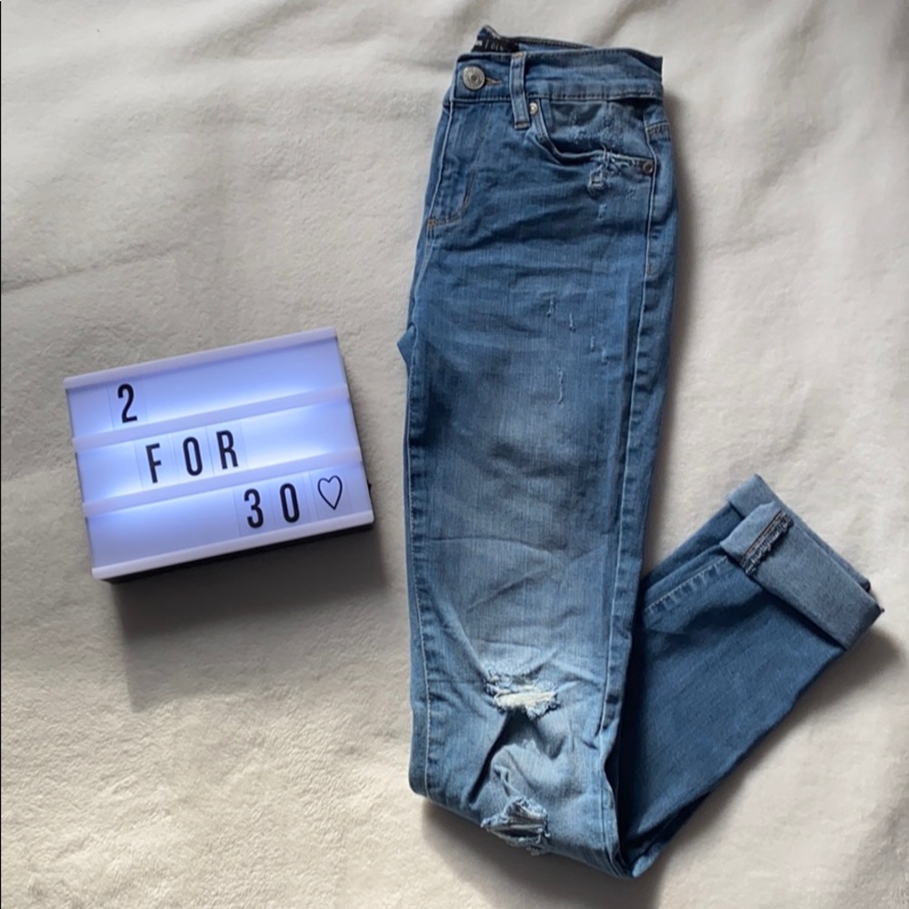 Lightly Ripped Jeans